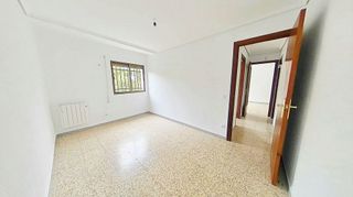 Piso en venta en Poligono Sur - La Oliva - Letanías en Sevilla