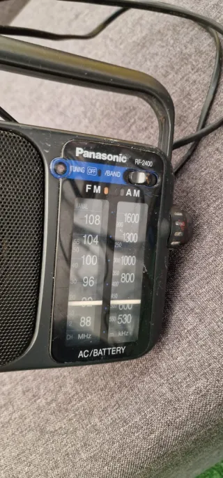 Radio Portátil Panasonic RF-2400 Negra