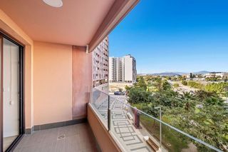 Piso en venta en Teatinos en Málaga