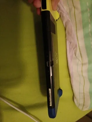 Nintendo Switch Azul y Amarillo