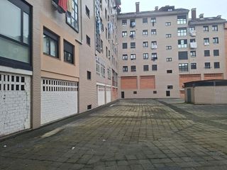 Local comercial en venta en Pravia