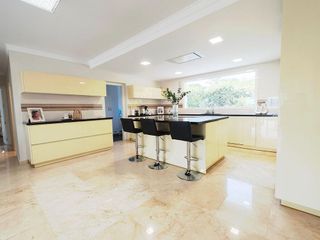 Chalet en alquiler en El Faro de Calaburra - Chaparral en Mijas