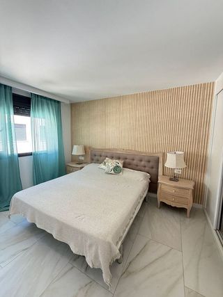 Casa adosada en alquiler en Los Naranjos - Las Brisas en Marbella