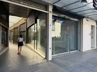 Local comercial en alquiler en Instituts - Ponent - Sota el Camí Ral en Granollers