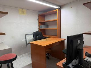 Local comercial en alquiler en Instituts - Ponent - Sota el Camí Ral en Granollers