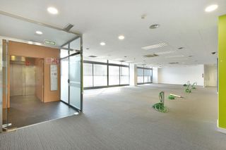 Oficina en alquiler en El Parc i la Llacuna del Poblenou en Barcelona