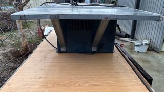 Mesa de corte Ryobi ETS-1525 a reparar