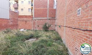 Terreno en venta en L'Eixample en Figueres