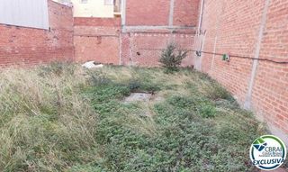 Terreno en venta en L'Eixample en Figueres