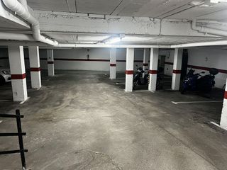 Garaje en venta en Eixample Sud – Migdia en Girona