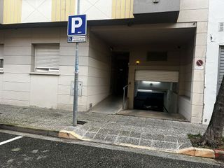 Garaje en venta en Eixample Sud – Migdia en Girona