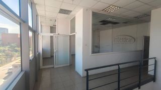 Local comercial en alquiler en Almeda - El Corte Inglés en Cornellà de Llobregat