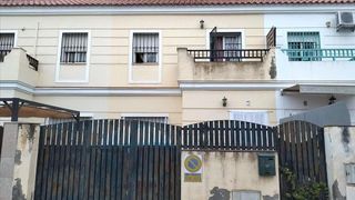 Casa adosada en venta en Coria del Río