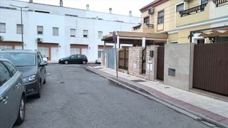 Casa adosada en venta en Coria del Río