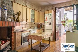 Casa adosada en venta en Alcalá la Real