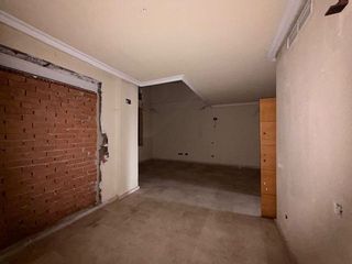 Casa adosada en venta en Parla Este en Parla
