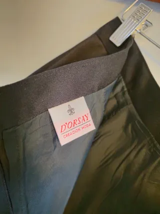 Falda larga recta de raso