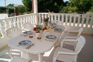 Chalet en venta en Novelda