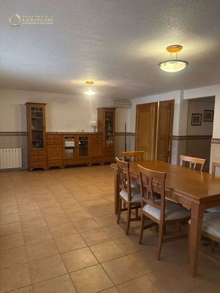 Chalet en venta en Novelda