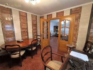 Chalet en venta en Novelda