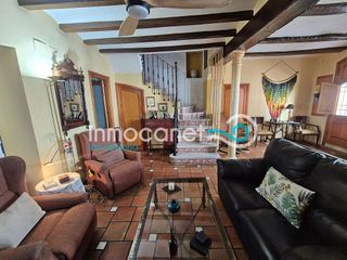 Casa en venta en Oliva pueblo en Oliva