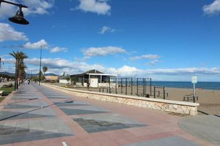 Piso en alquiler en El Pinar - Palacio de Congresos en Torremolinos
