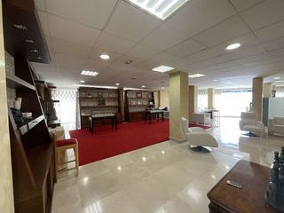 Oficina en alquiler en Playa Bajadilla - Puertos en Marbella