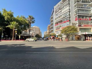 Oficina en alquiler en Playa Bajadilla - Puertos en Marbella