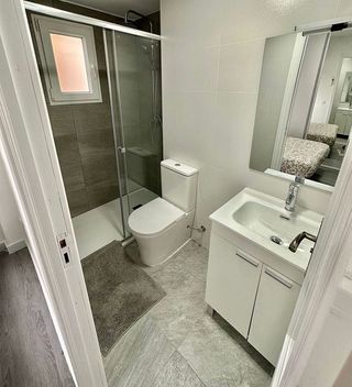 Piso en alquiler en Media Legua en Madrid