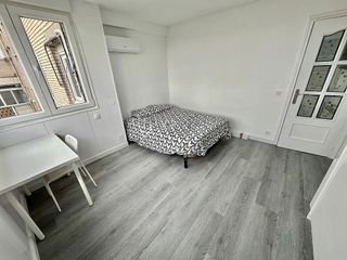 Piso en alquiler en Media Legua en Madrid