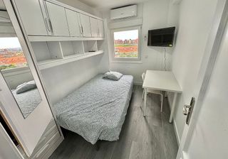 Piso en alquiler en Media Legua en Madrid