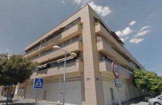 Local comercial en alquiler en Huerta de la Reina - Trassierra en Córdoba