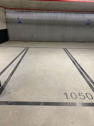 Garaje en alquiler en Teatinos en Málaga