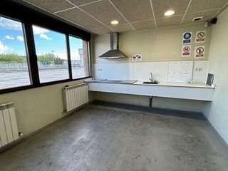 Oficina en alquiler en Aizoáin en Berrioplano