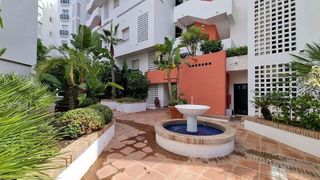 Piso en alquiler en Puerto Banús en Marbella