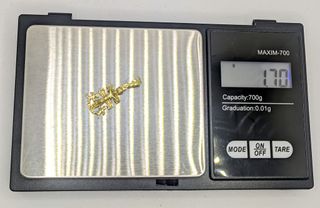 Colgante Cruz Caravaca de oro de 18k, 1.7 g.