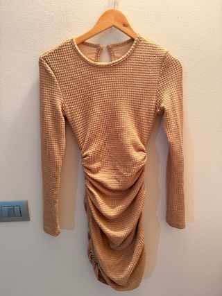 Lotto maglioni e abiti