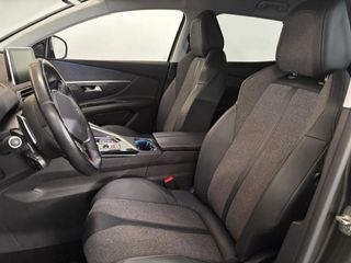 Peugeot 3008 Hybrid 225 e-EAT8 Allure