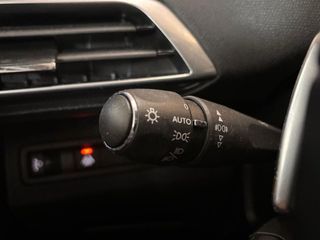 Peugeot 3008 Hybrid 225 e-EAT8 Allure