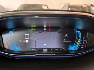 Peugeot 3008 Hybrid 225 e-EAT8 Allure