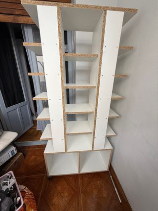 Zapatero blanco de madera