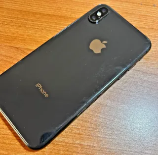 Apple iPhone X 64GB Argento