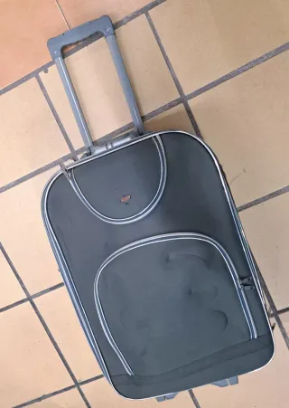 Maleta de viaje con ruedas