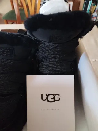 Botas Ugg Lowmel Negras Talla 39 Nuevas
