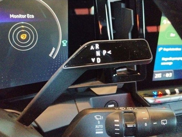 Renault Megane equilibre EV40 96kW (130CV) standard ch.