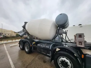 Camión Hormigonera Scania P380