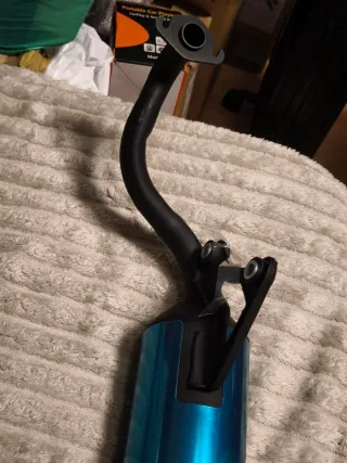 Tubo de escape Honda Dio 50cc azul