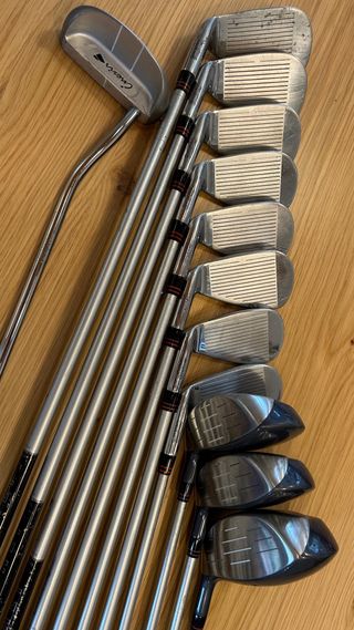 Juego Palos Golf Inesis Lady grafito. Buen Estado