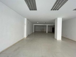 Local comercial en venta en Coria del Río