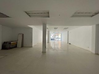 Local comercial en venta en Coria del Río